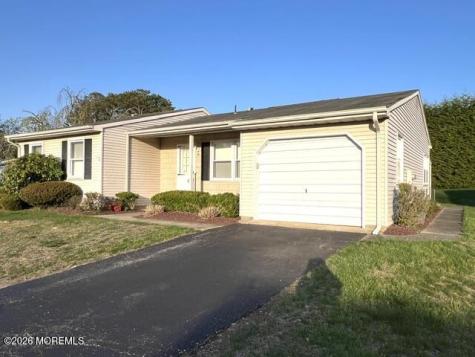 14 Berry Hill Road Whiting NJ 08759
