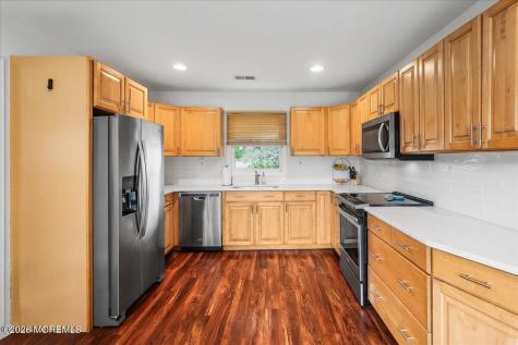 12 Clinton Drive Manalapan NJ 07726
