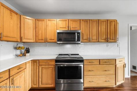 12 Clinton Drive Manalapan NJ 07726