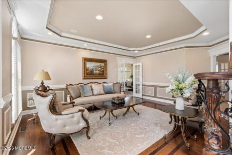 828 Dancer Lane Manalapan NJ 07726