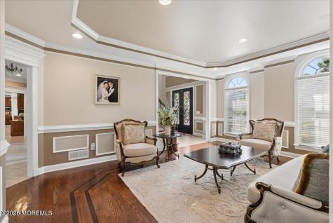 828 Dancer Lane Manalapan NJ 07726