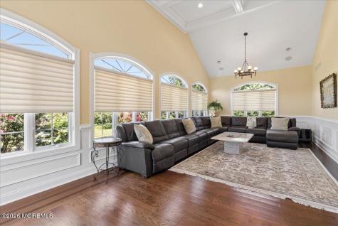 828 Dancer Lane Manalapan NJ 07726