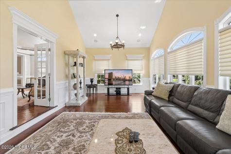 828 Dancer Lane Manalapan NJ 07726