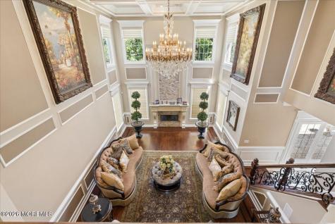 828 Dancer Lane Manalapan NJ 07726