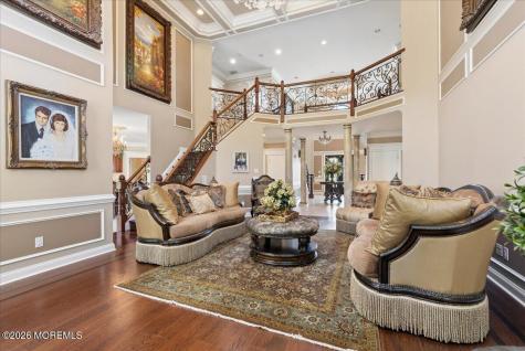 828 Dancer Lane Manalapan NJ 07726