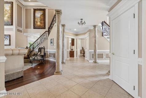 828 Dancer Lane Manalapan NJ 07726