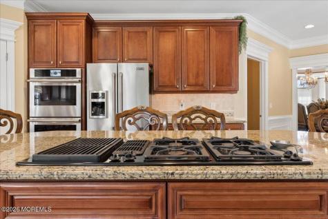828 Dancer Lane Manalapan NJ 07726