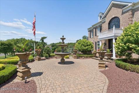 828 Dancer Lane Manalapan NJ 07726