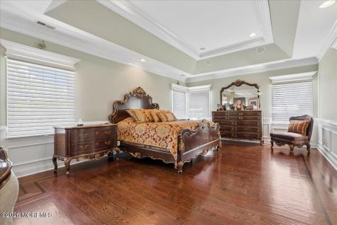828 Dancer Lane Manalapan NJ 07726