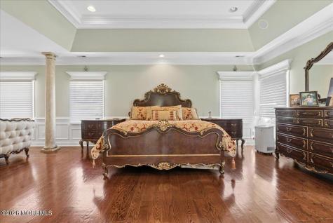 828 Dancer Lane Manalapan NJ 07726