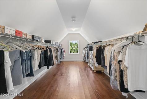 828 Dancer Lane Manalapan NJ 07726