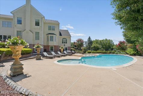 828 Dancer Lane Manalapan NJ 07726