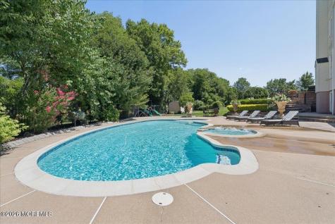 828 Dancer Lane Manalapan NJ 07726