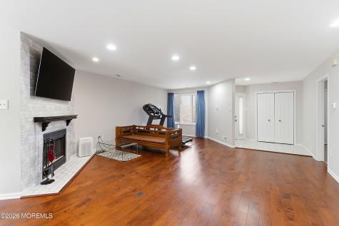 49 Woodmont Drive Lawrenceville NJ 08648