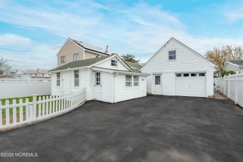 904 Arnold Avenue Point Pleasant NJ 08742