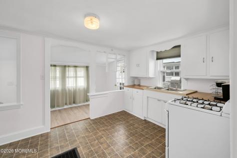 904 Arnold Avenue Point Pleasant NJ 08742