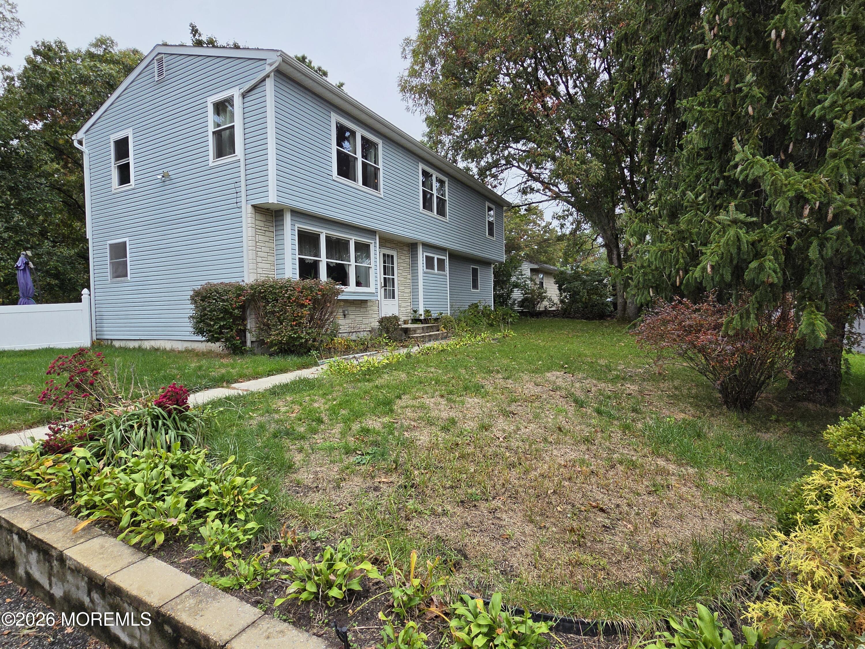 15 Western Drive Howell NJ 07731