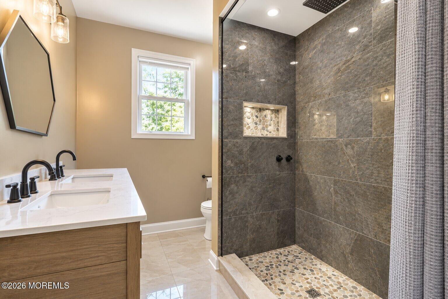 84 Beacon Boulevard Keansburg NJ 07734