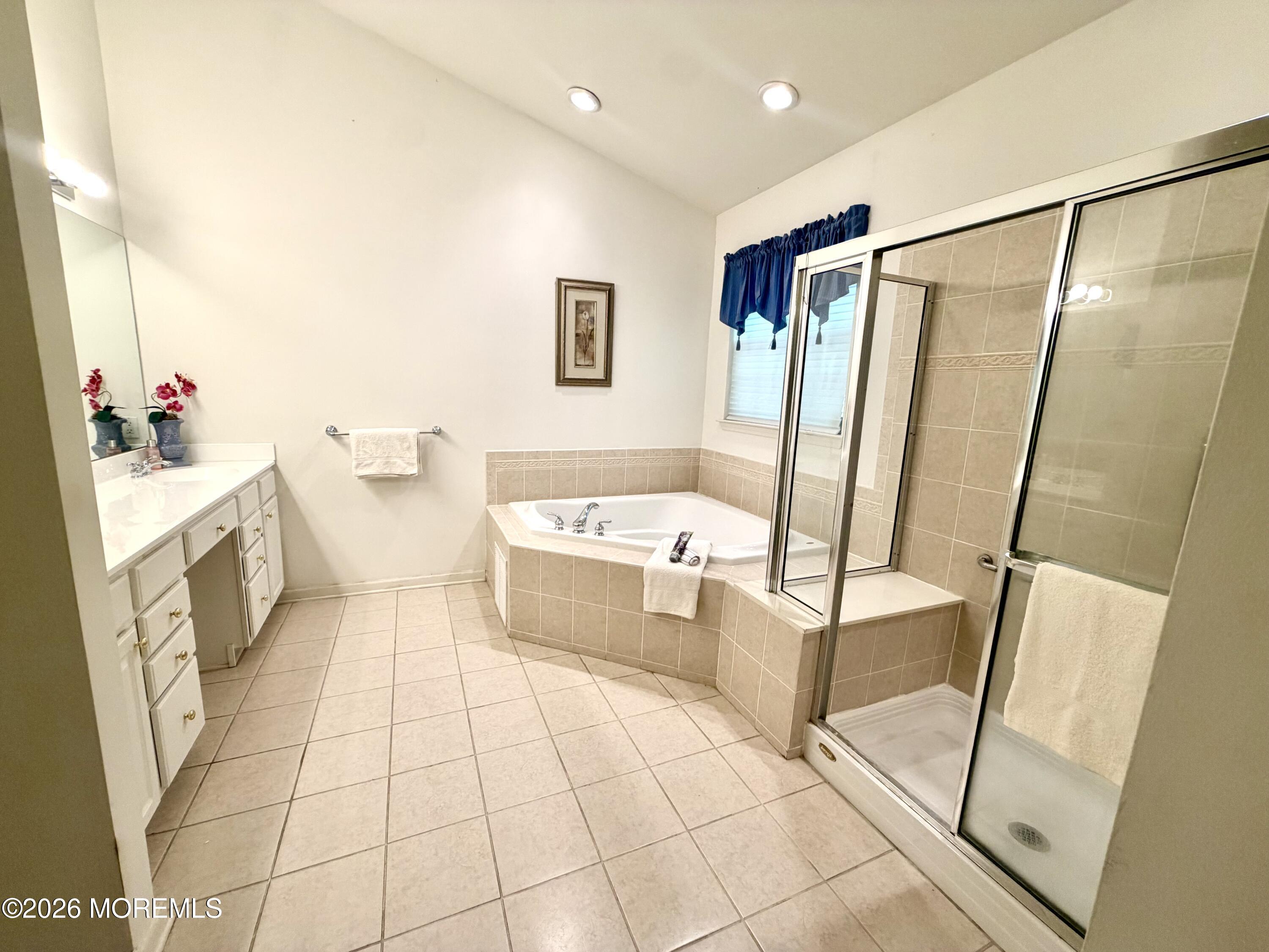23 Carlisle Drive Jackson NJ 08527