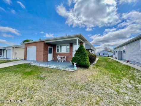 11 Monaco Court Toms River NJ 08757
