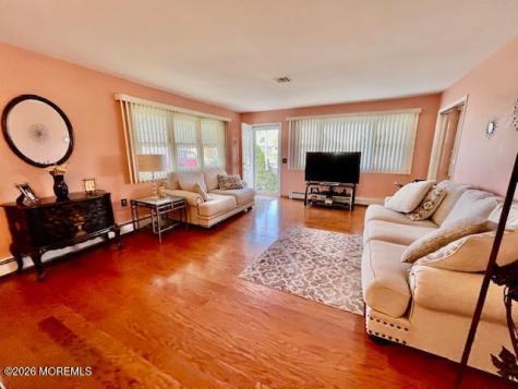 11 Monaco Court Toms River NJ 08757