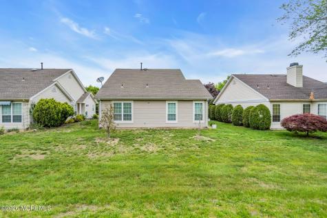 172 Sylvan Lake Boulevard Bayville NJ 08721