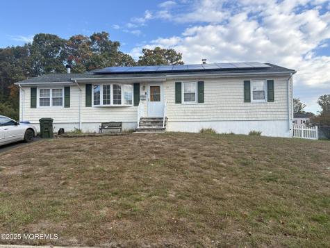 20 Nottingham Drive Howell NJ 07731