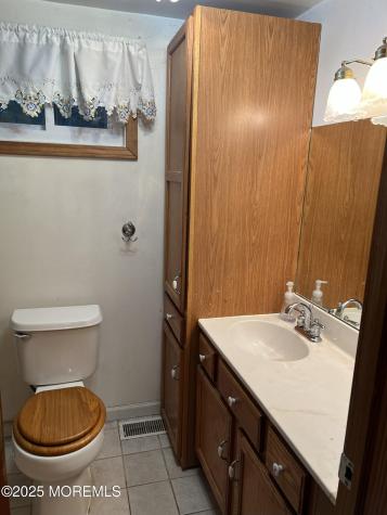 20 Nottingham Drive Howell NJ 07731