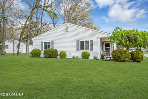 24 Texas Boulevard Whiting NJ 08759