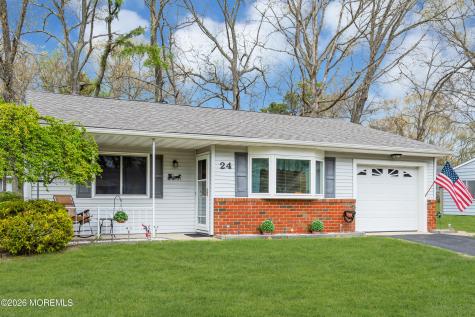 24 Texas Boulevard Whiting NJ 08759
