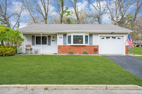 24 Texas Boulevard Whiting NJ 08759