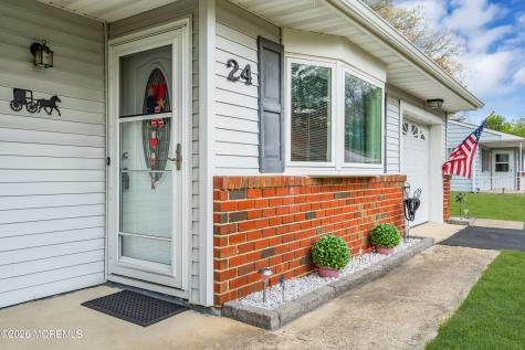 24 Texas Boulevard Whiting NJ 08759