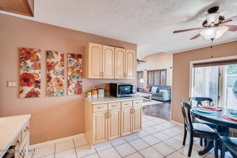 55 Kierst Street Parlin NJ 08859