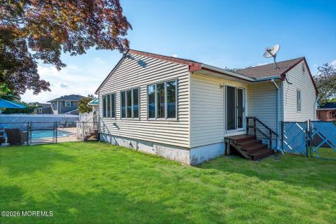 55 Kierst Street Parlin NJ 08859