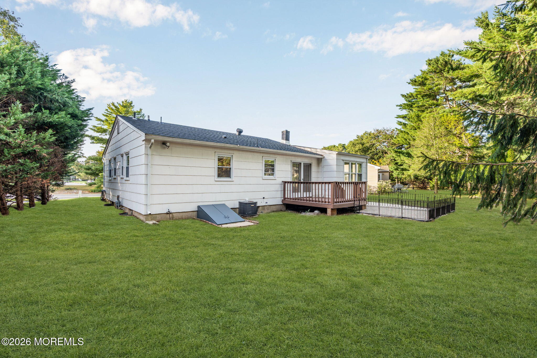 36 Cambridge Court Toms River NJ 08757