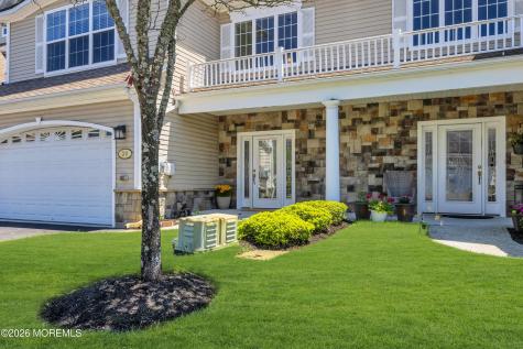 30 Abbey Road Tinton Falls NJ 07753