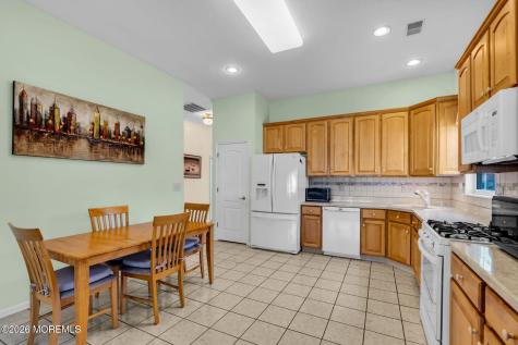 2 Heathersway Court Lakewood NJ 08701