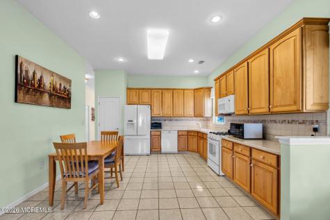 2 Heathersway Court Lakewood NJ 08701