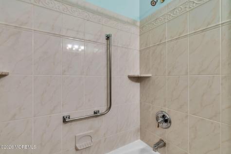 2 Heathersway Court Lakewood NJ 08701