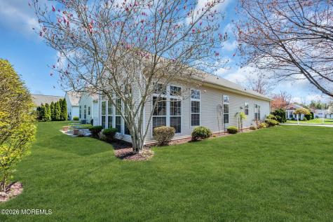 2 Heathersway Court Lakewood NJ 08701