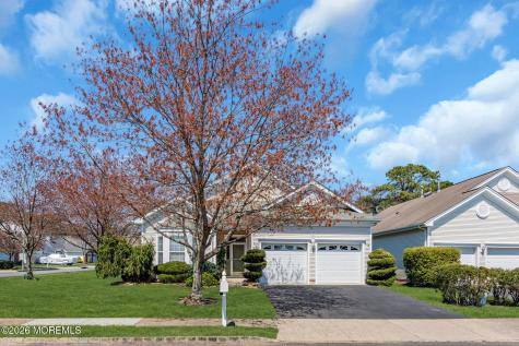 2 Heathersway Court Lakewood NJ 08701
