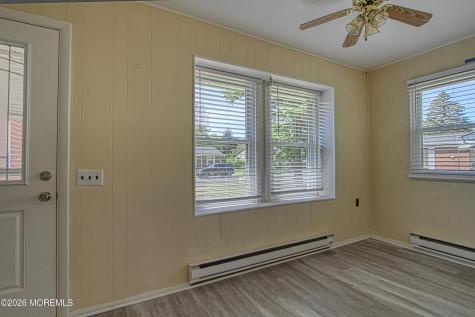 16 Hudson Parkway Whiting NJ 08759