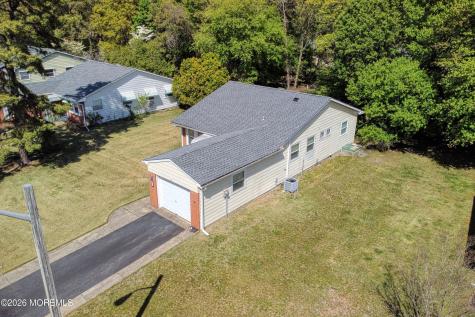 16 Hudson Parkway Whiting NJ 08759