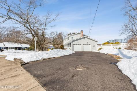 2 Livingston Drive Howell NJ 07731