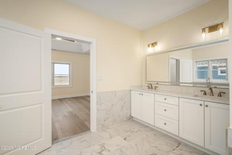 370 Kingfisher Road Tuckerton NJ 08087