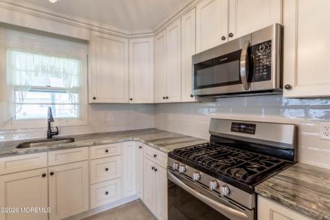 13 Nostrand Drive Toms River NJ 08757