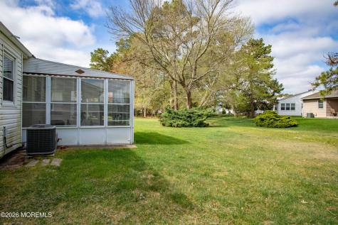 13 Nostrand Drive Toms River NJ 08757