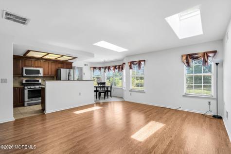 1013B Buckingham Drive Manchester NJ 08759