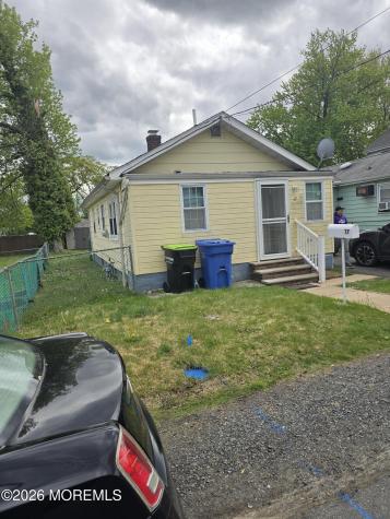 17 Birchwood Drive Cliffwood NJ 07735