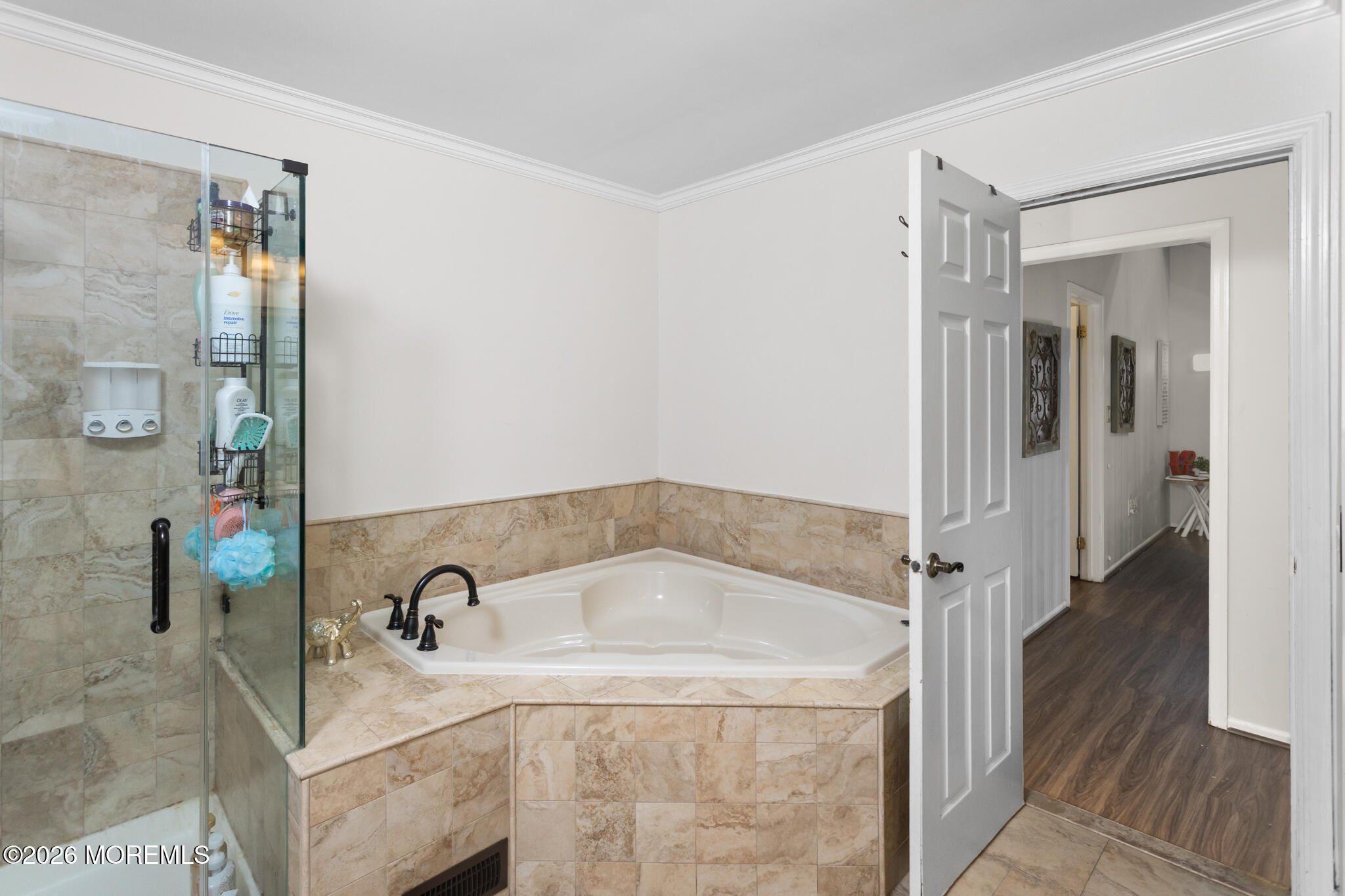 232 Century Way Manalapan NJ 07726